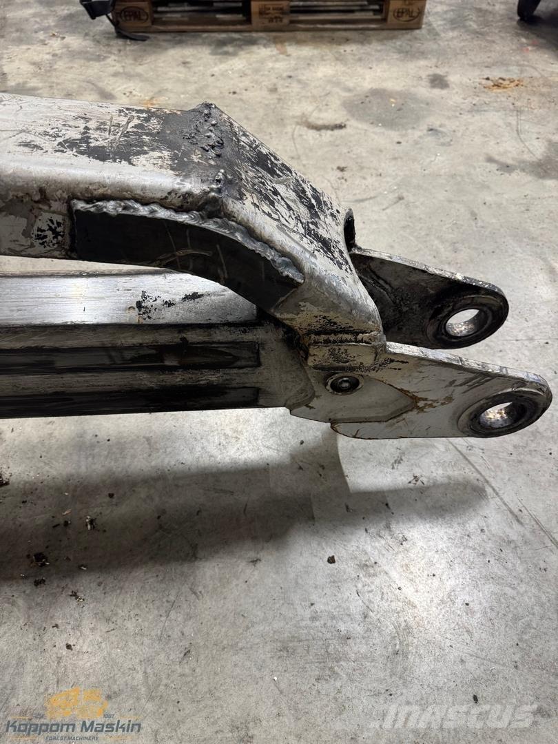 Komatsu 105F Loader cranes