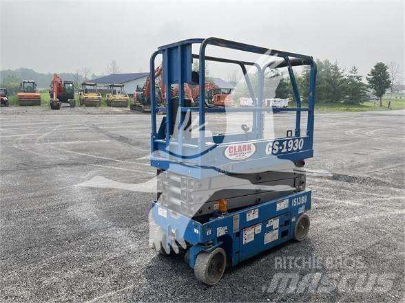 Genie GS1930 Scissor lifts
