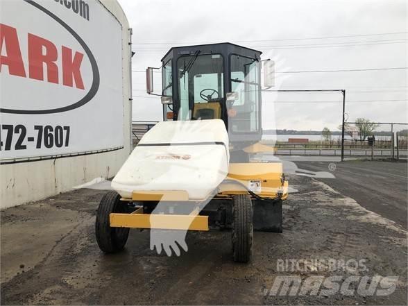  LAYMOR SM400 Sweepers