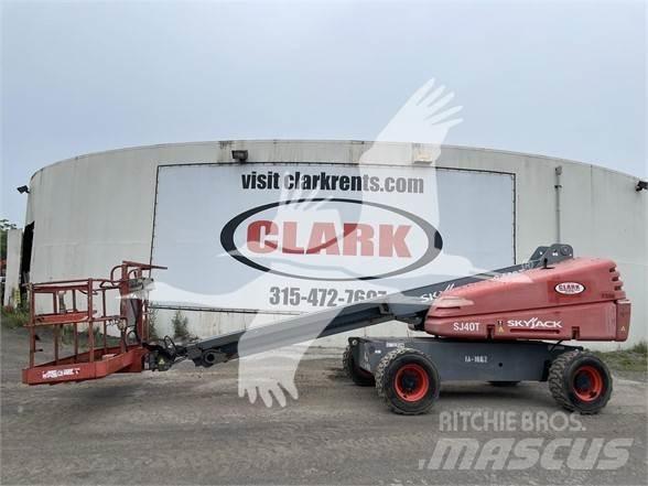 SkyJack SJ40T Telescopic boom lifts
