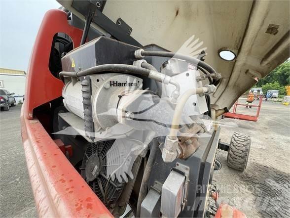 SkyJack SJ40T Telescopic boom lifts