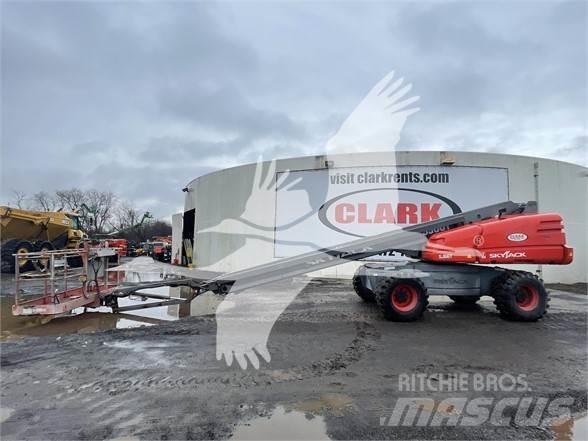 SkyJack SJ66T Telescopic boom lifts