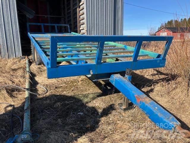  PAALIKÄRRY Bale trailers
