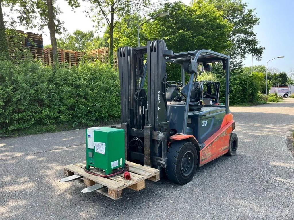 Toyota 8FBMT45 Electric forklift trucks