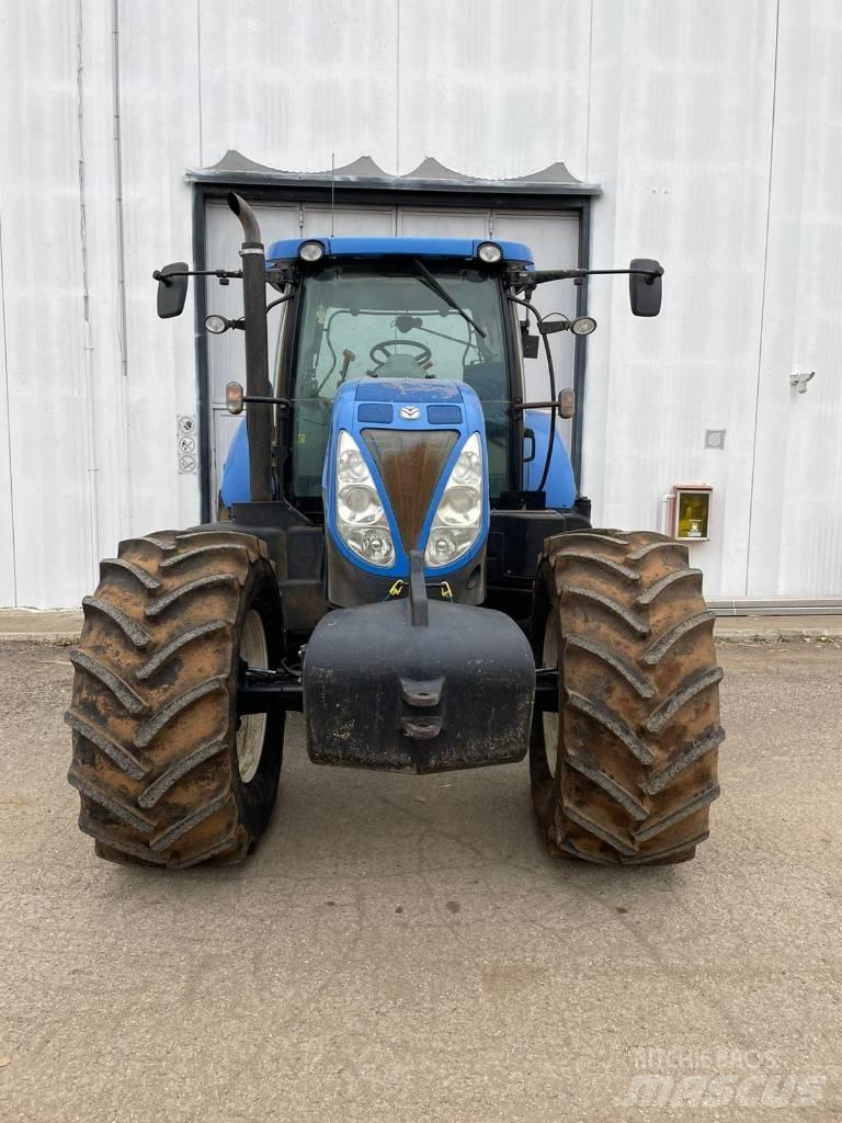 New Holland T 7.210 Tractors