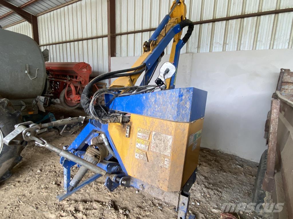 Bomford BQ500 Mounted and trailed mowers