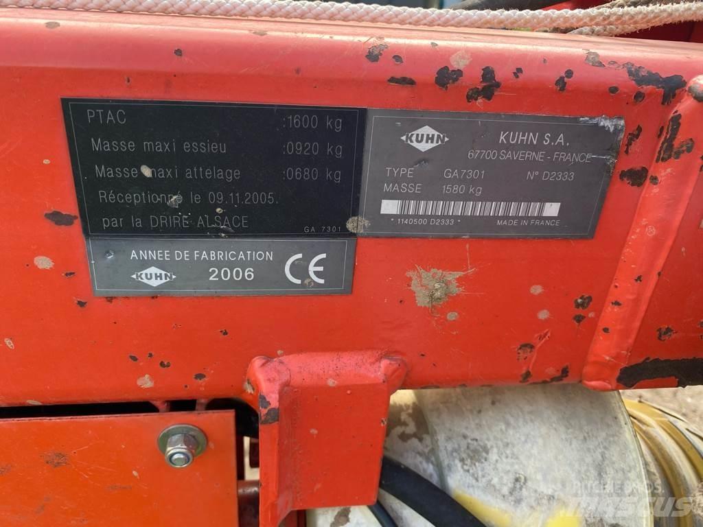 Kuhn GA 7301 Windrowers
