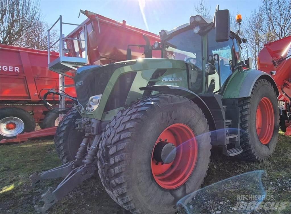 Fendt 828 Vario Tractors
