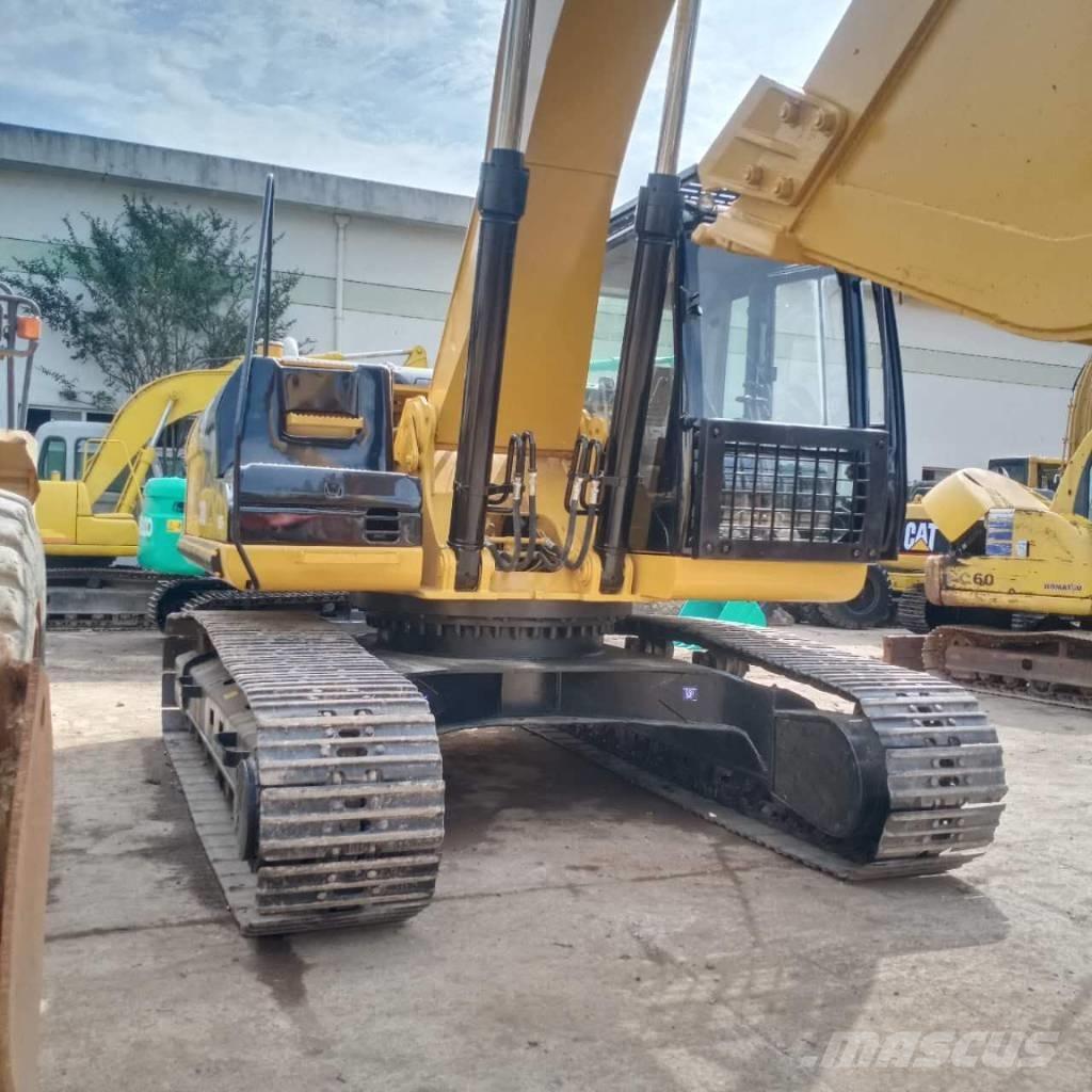 CAT 330 D Crawler excavators
