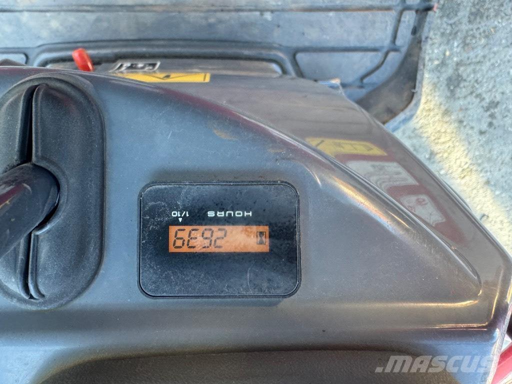 Yanmar SV08 (1E826) Mini excavators < 7t (Mini diggers)