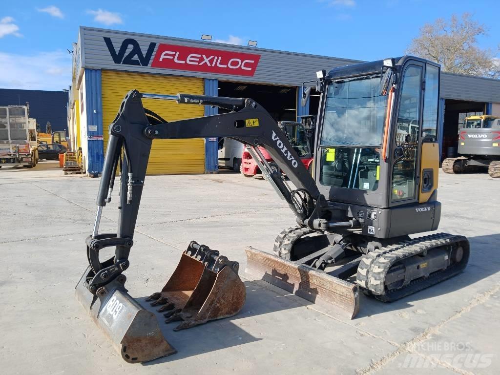 Volvo JECR25D Mini excavators < 7t (Mini diggers)