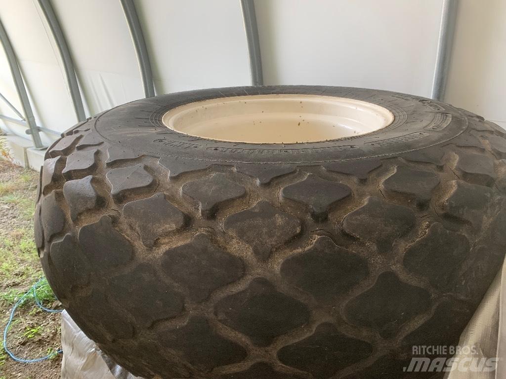 Trelleborg 23.1 26 Tyres, wheels and rims