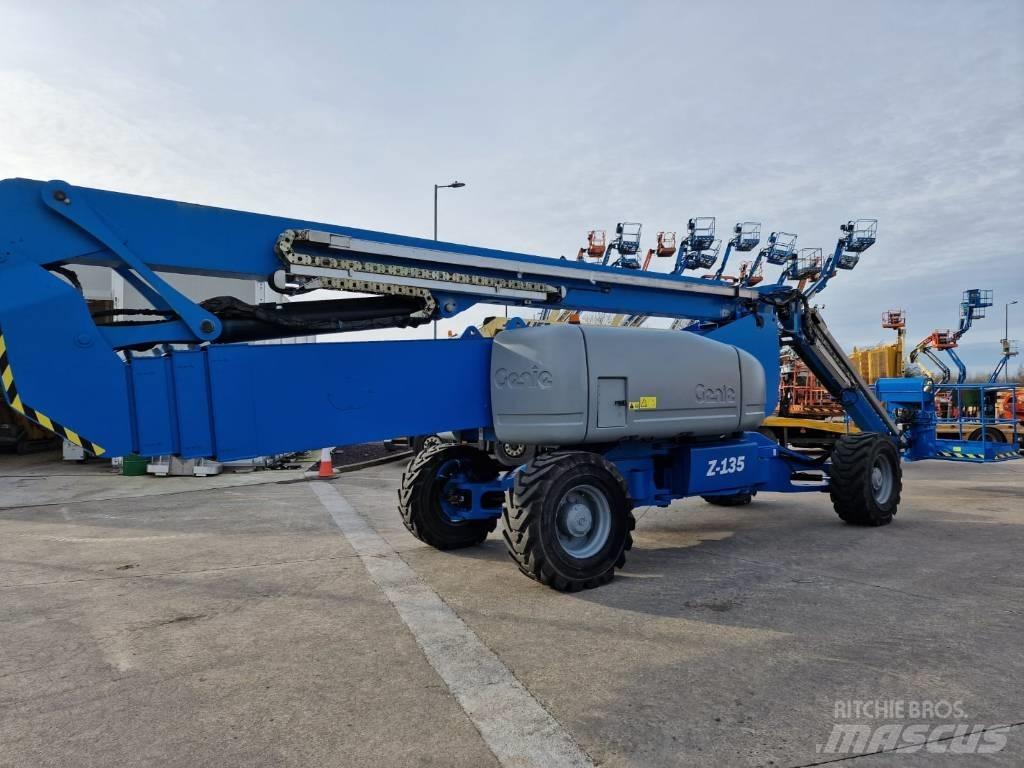 Genie Z 135/70 Articulated boom lifts