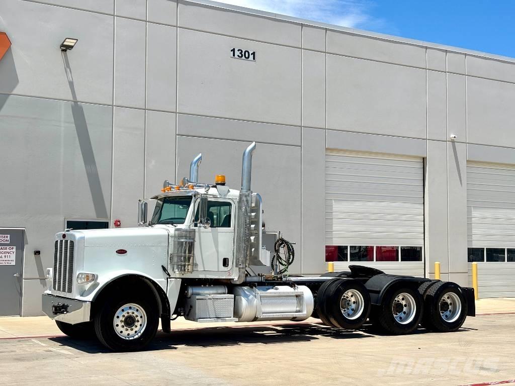 Peterbilt 389 Prime Movers