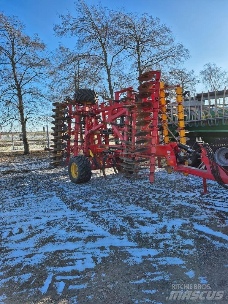 Väderstad TD600 Cultivators