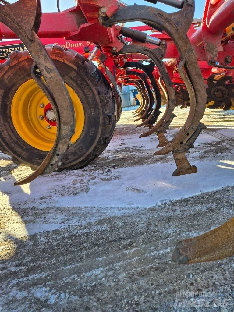 Väderstad TD600 Cultivators