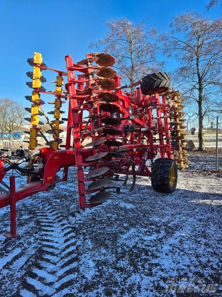 Väderstad TD600 Cultivators