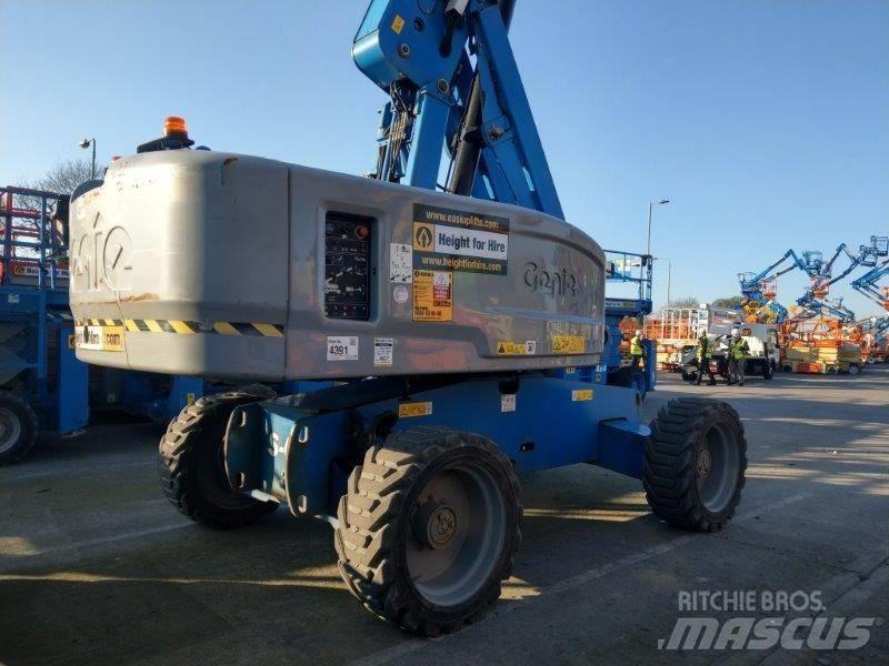 Genie S65 Telescopic boom lifts