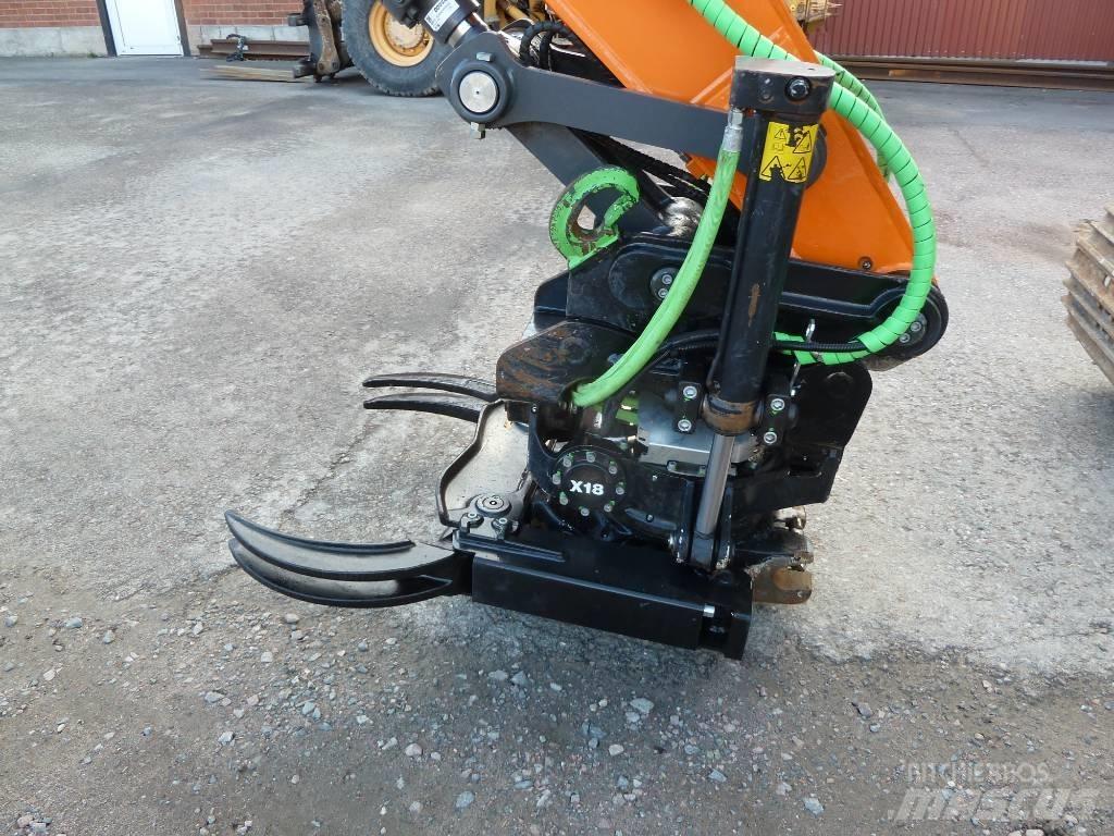 Doosan DX140LC-5 Crawler excavators