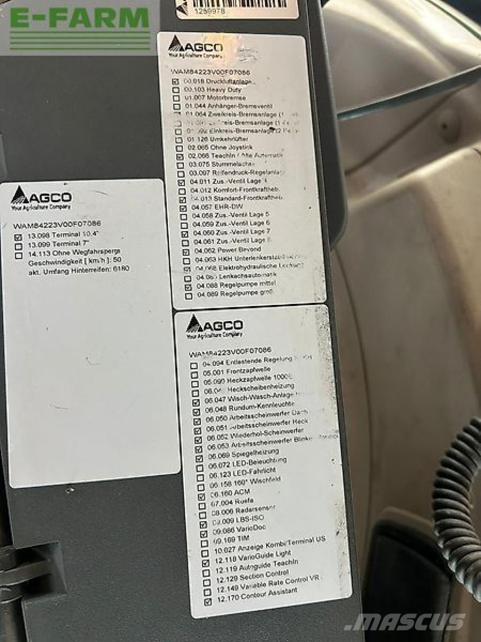 Fendt 828 vario Tractors