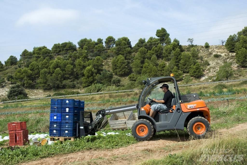 Ausa T 144 H Telescopic handlers