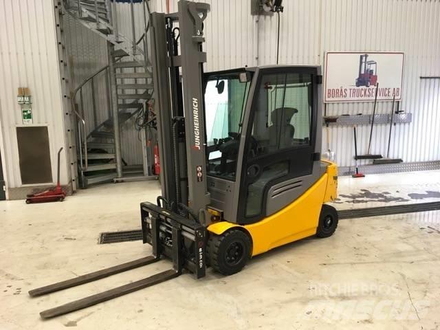 Jungheinrich EFG 320 Electric forklift trucks