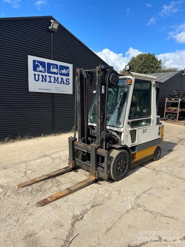 TCM FB 30-7 Electric forklift trucks