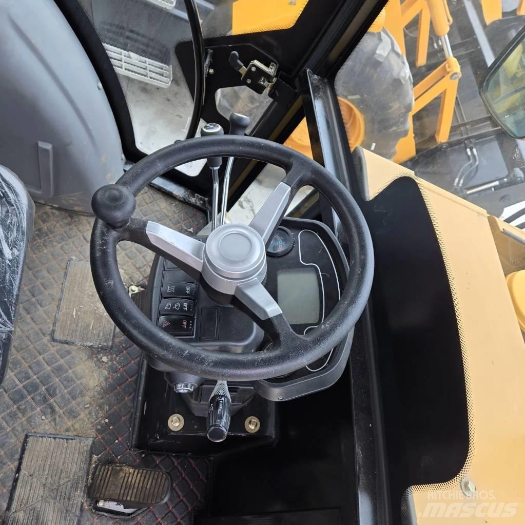 CAT 420F Backhoe