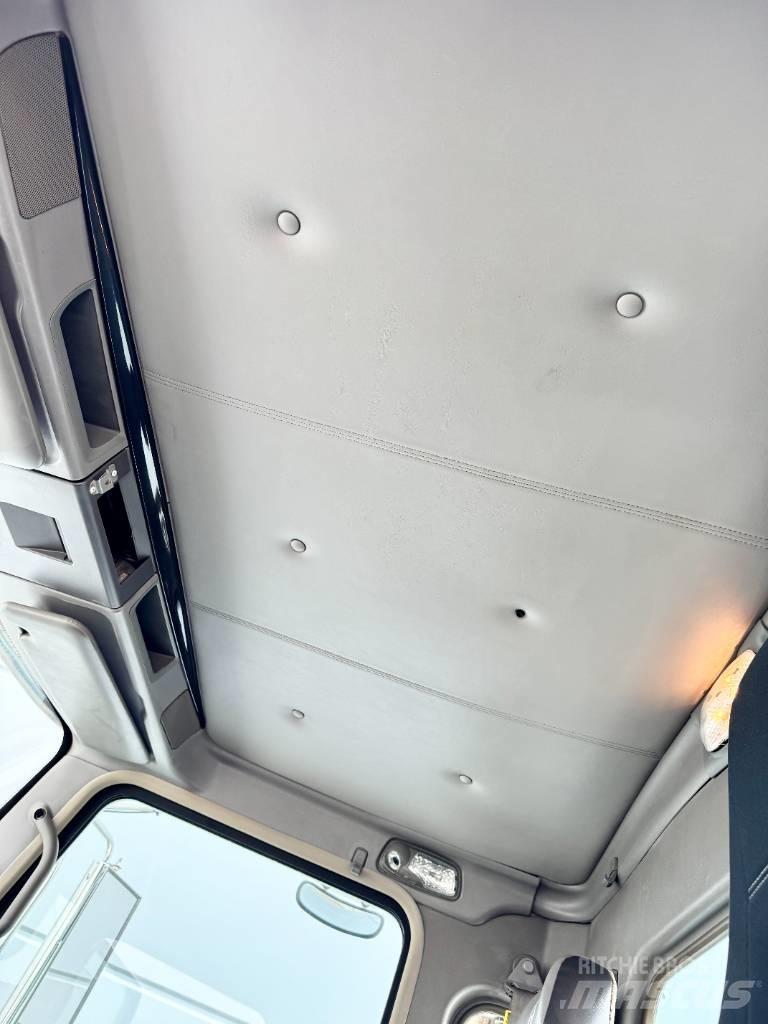 Kenworth T800 Prime Movers