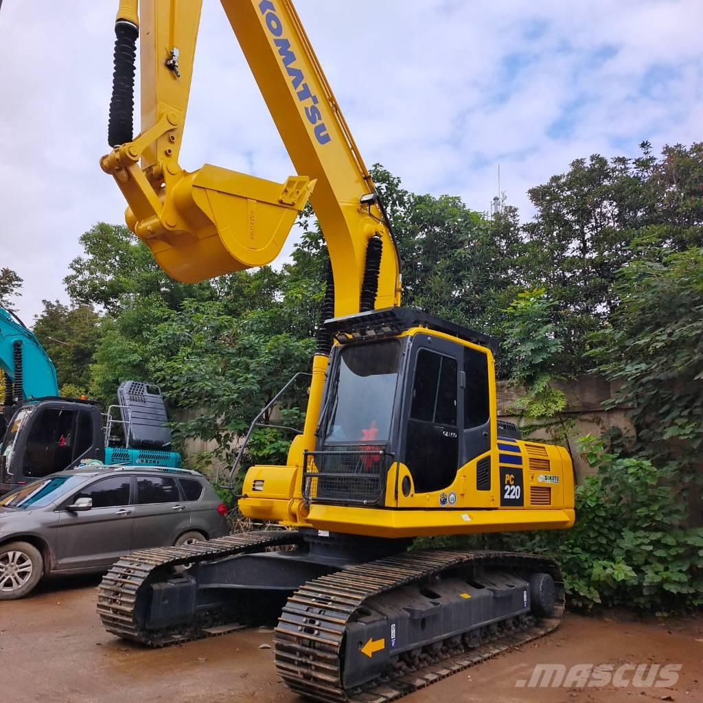 Komatsu PC 220 Crawler excavators