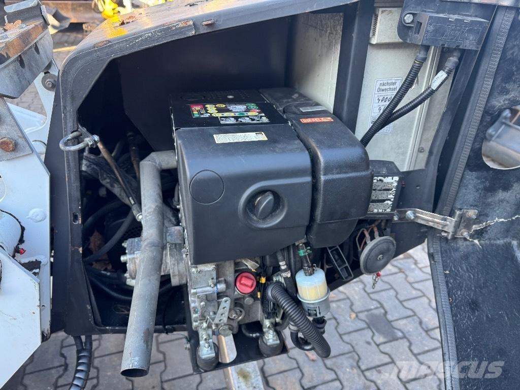 Dino 160 XT Trailer mounted platforms