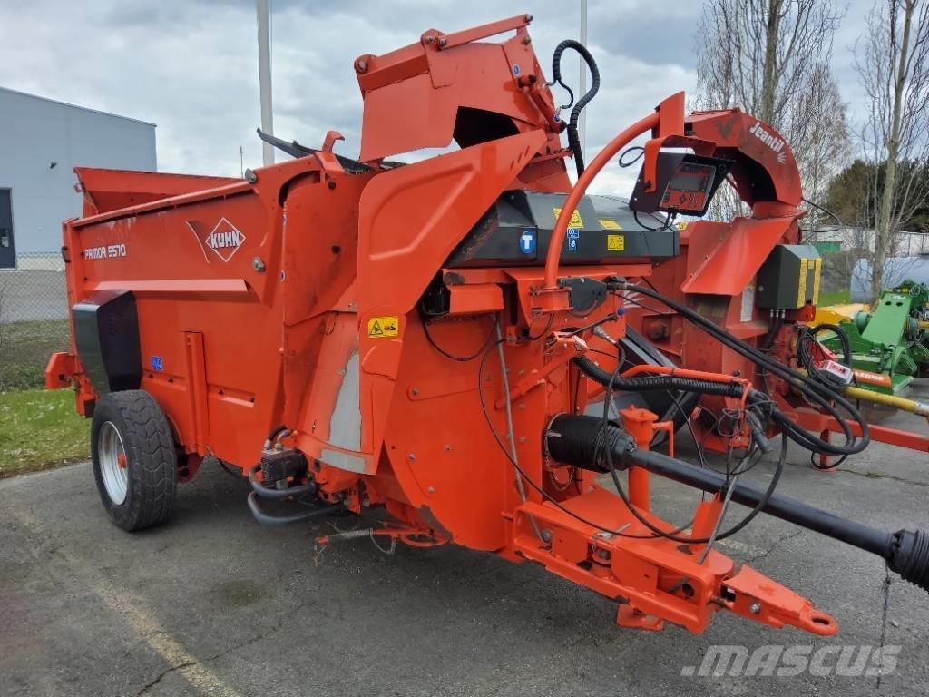 Kuhn Primor 5570 M Bale shredders, cutters and unrollers
