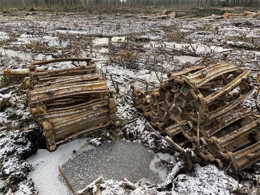 John Deere 1110 G Forwarders