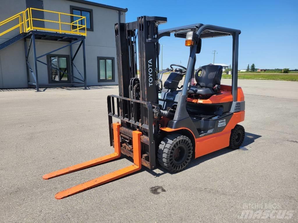 Toyota 8FB25 Electric forklift trucks