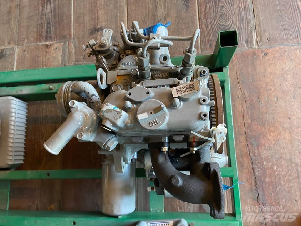 Kubota Z482 Engines