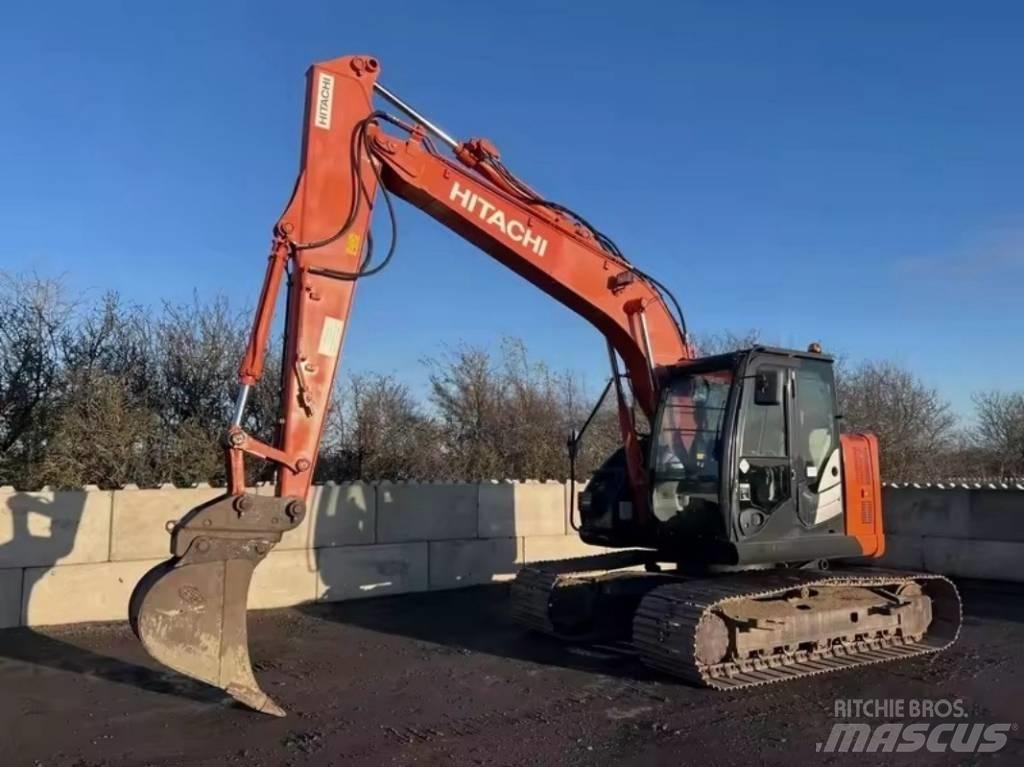 Hitachi ZX 135 Crawler excavators