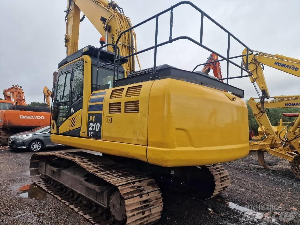 Komatsu PC210LC-11 Crawler excavators
