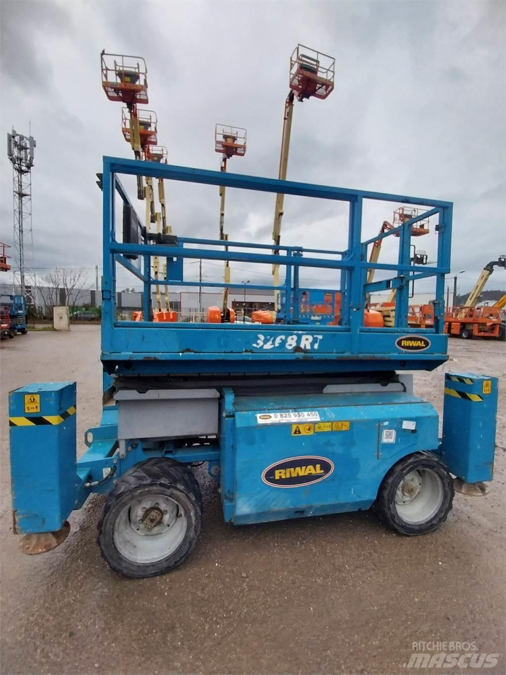Genie GS3268RT Scissor lifts