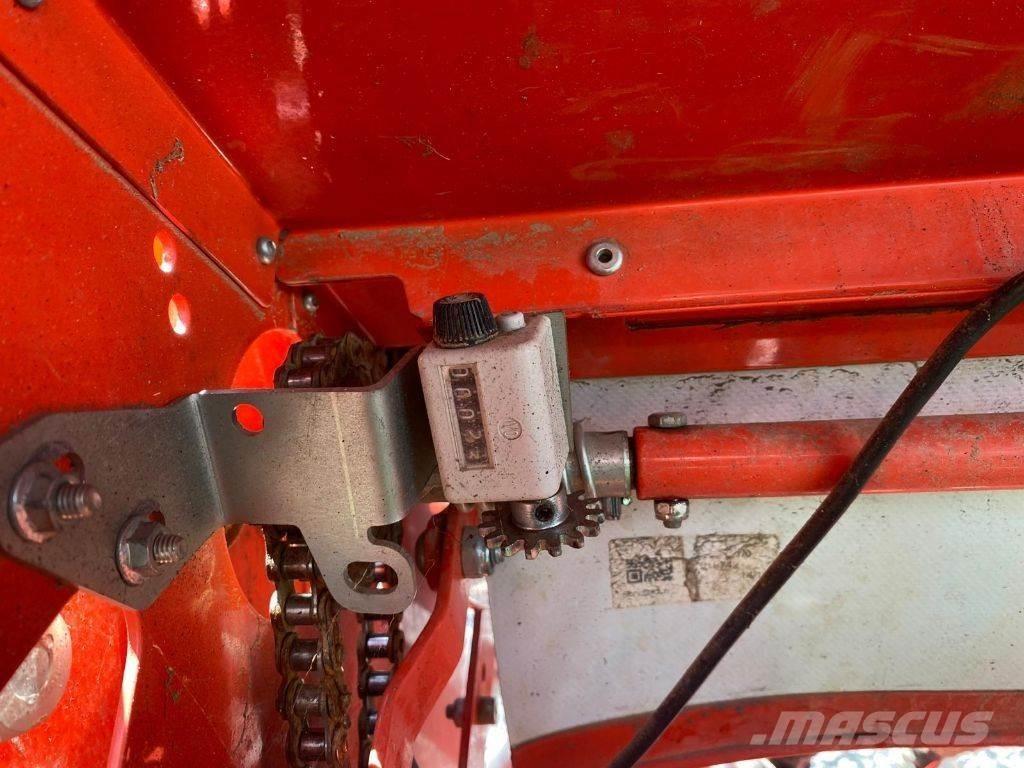Kuhn PREMIA 300-24 Drills