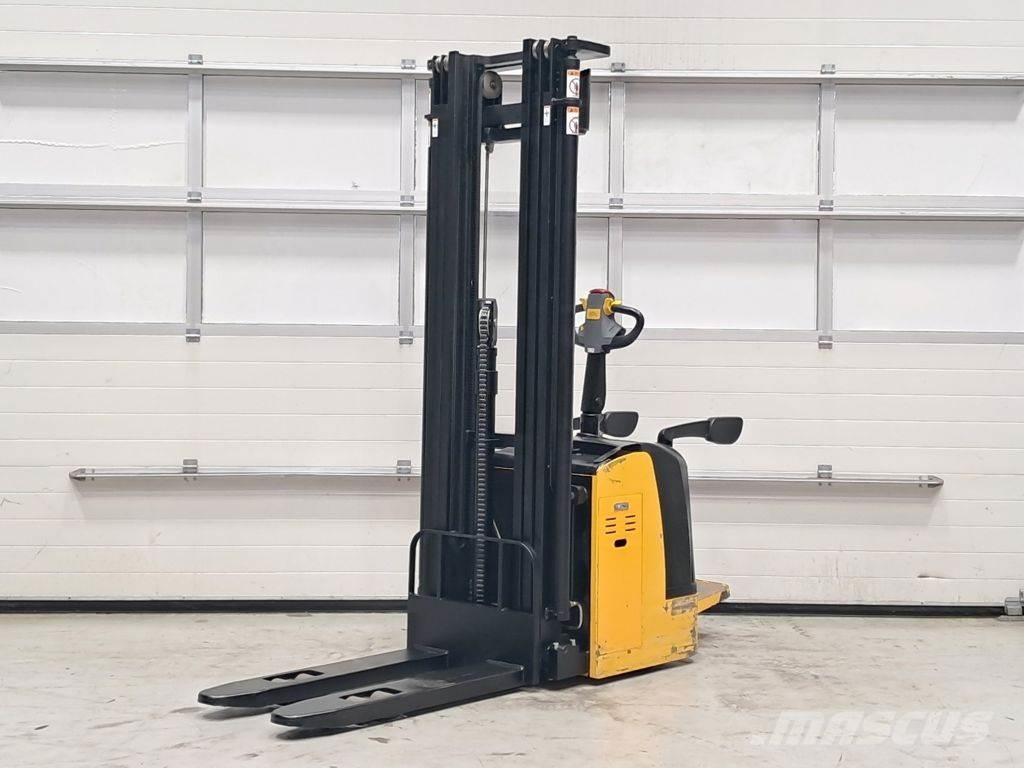  stapelaar CDD15K Pedestrian stacker