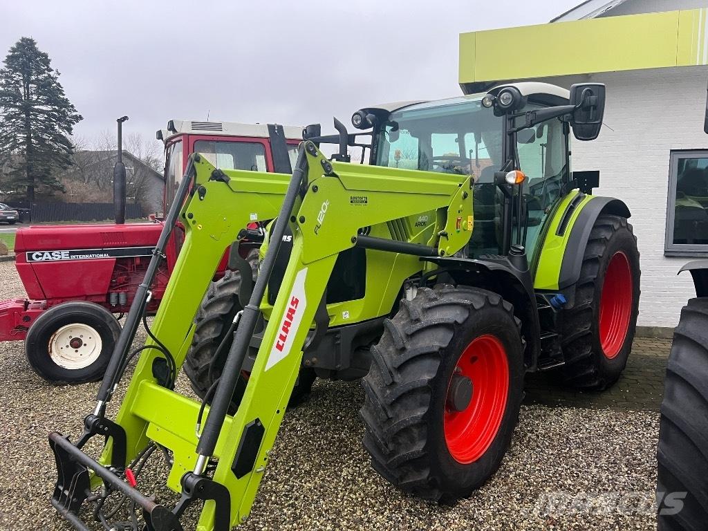CLAAS Arion 440 CIS Tractors