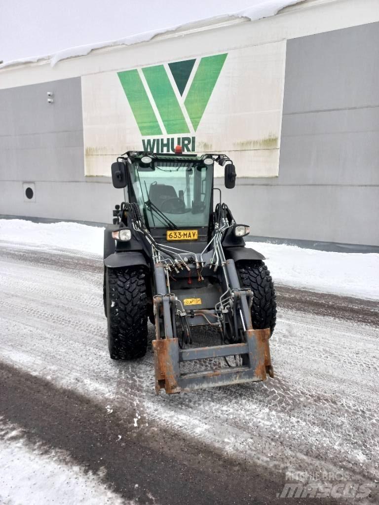 Wille 665 Compact tractors
