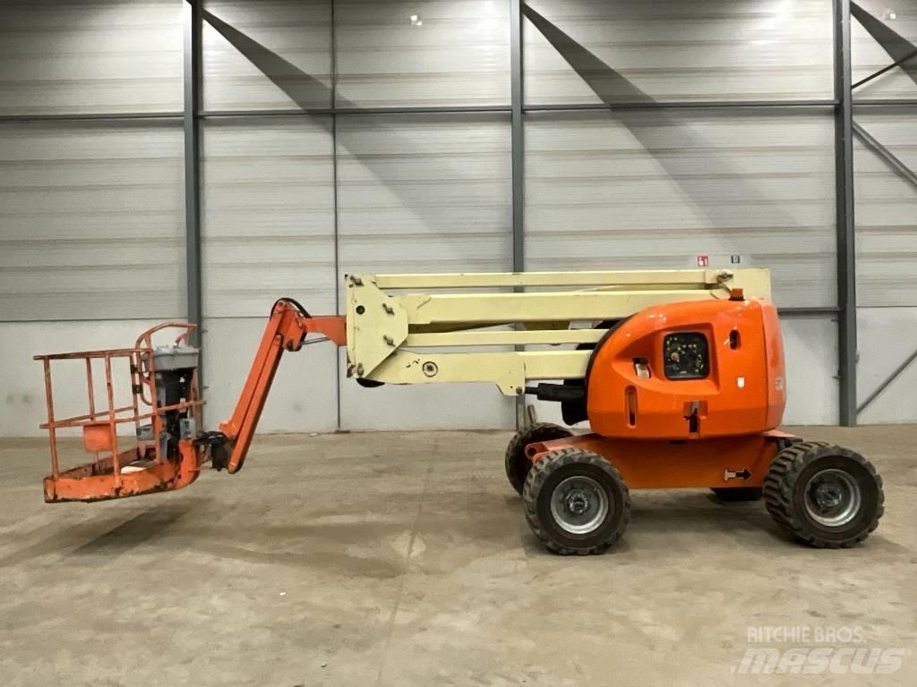 JLG 450 AJ Articulated boom lifts