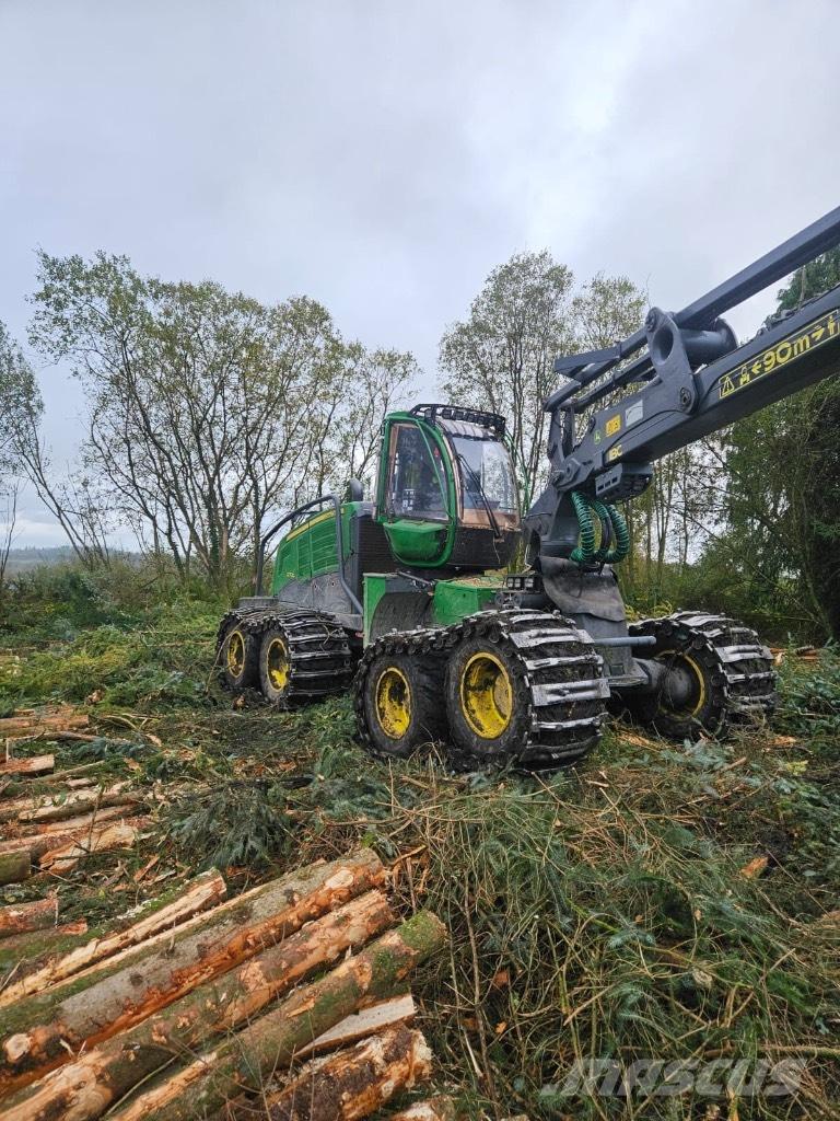 John Deere 1270G 8WD Harvesters