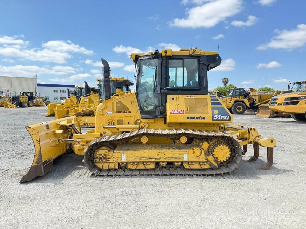 Komatsu D51PXi-24 Crawler dozers
