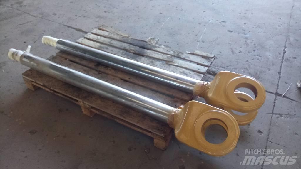 CAT 988 B Hydraulics