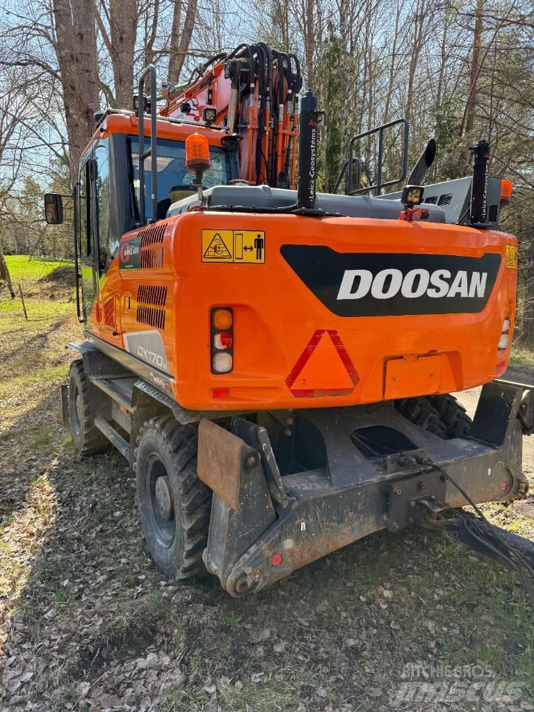 Doosan DX 170 W-5 Wheeled excavators