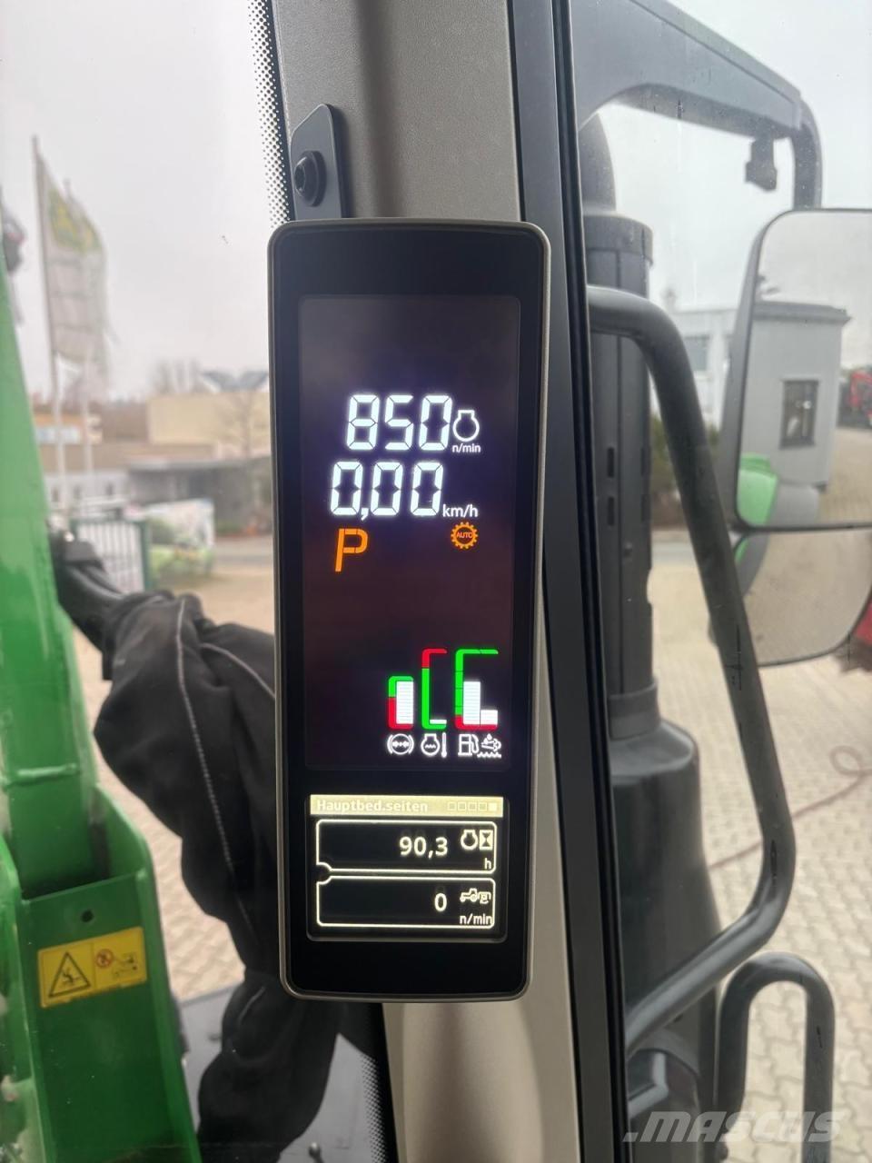 John Deere 6110M Tractors