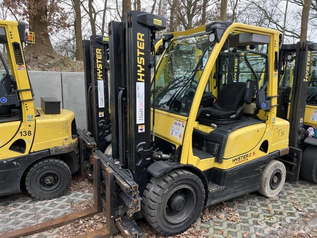 Hyster H2.5FT Diesel trucks