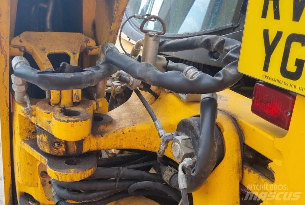JCB 3CX P21 ECO Backhoe